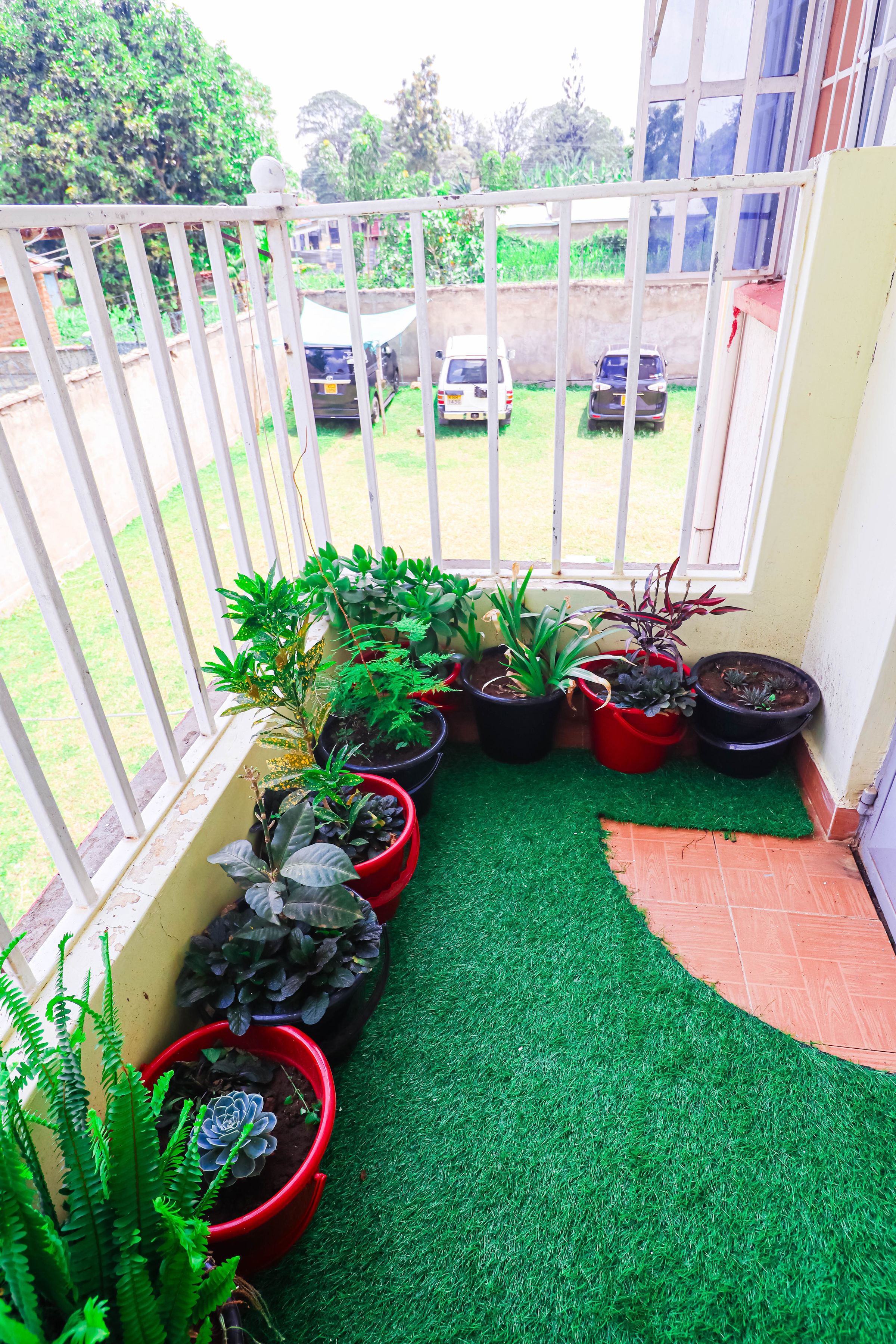 Floor 1 · Balcony & Garden