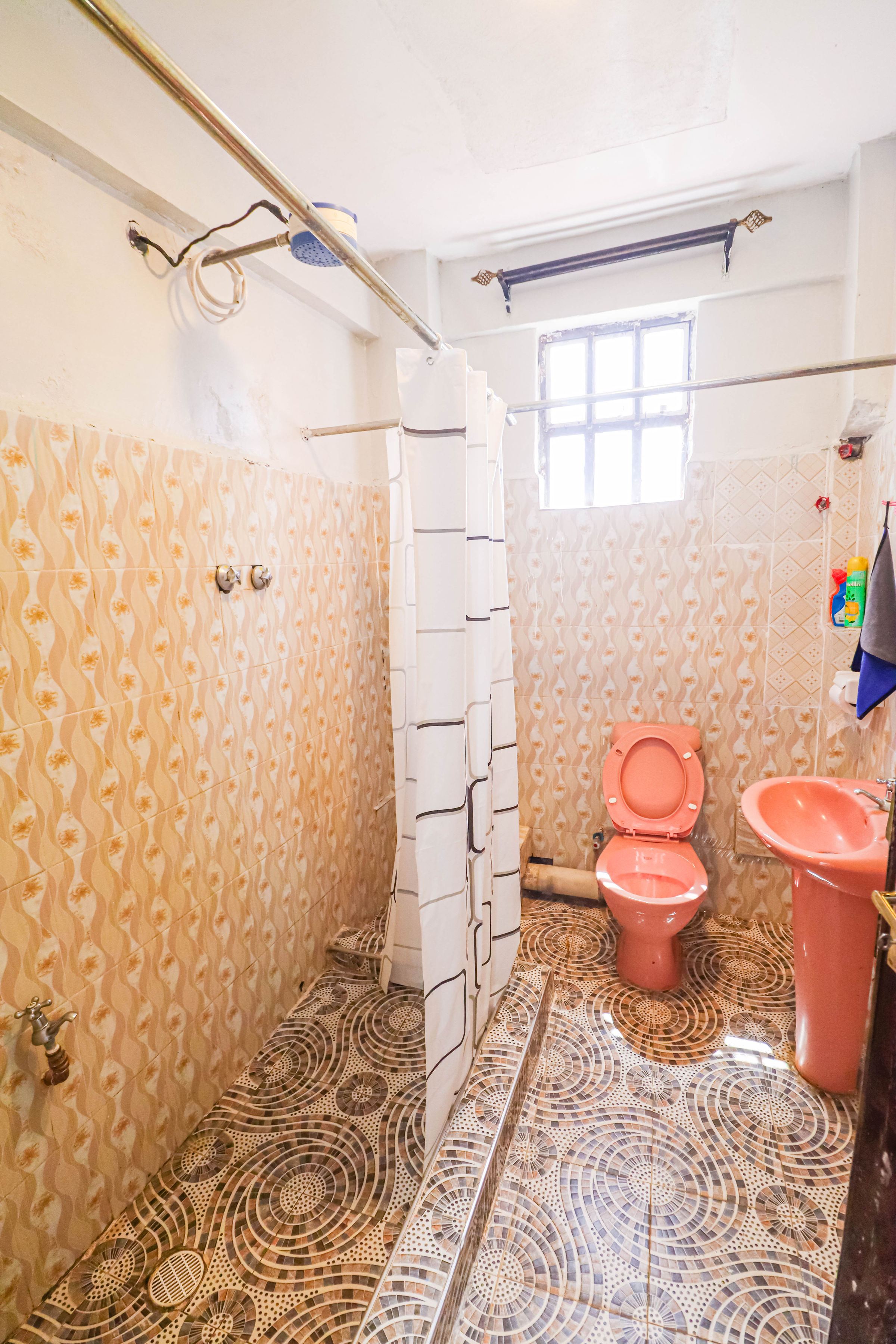 Floor 2 · Bathroom