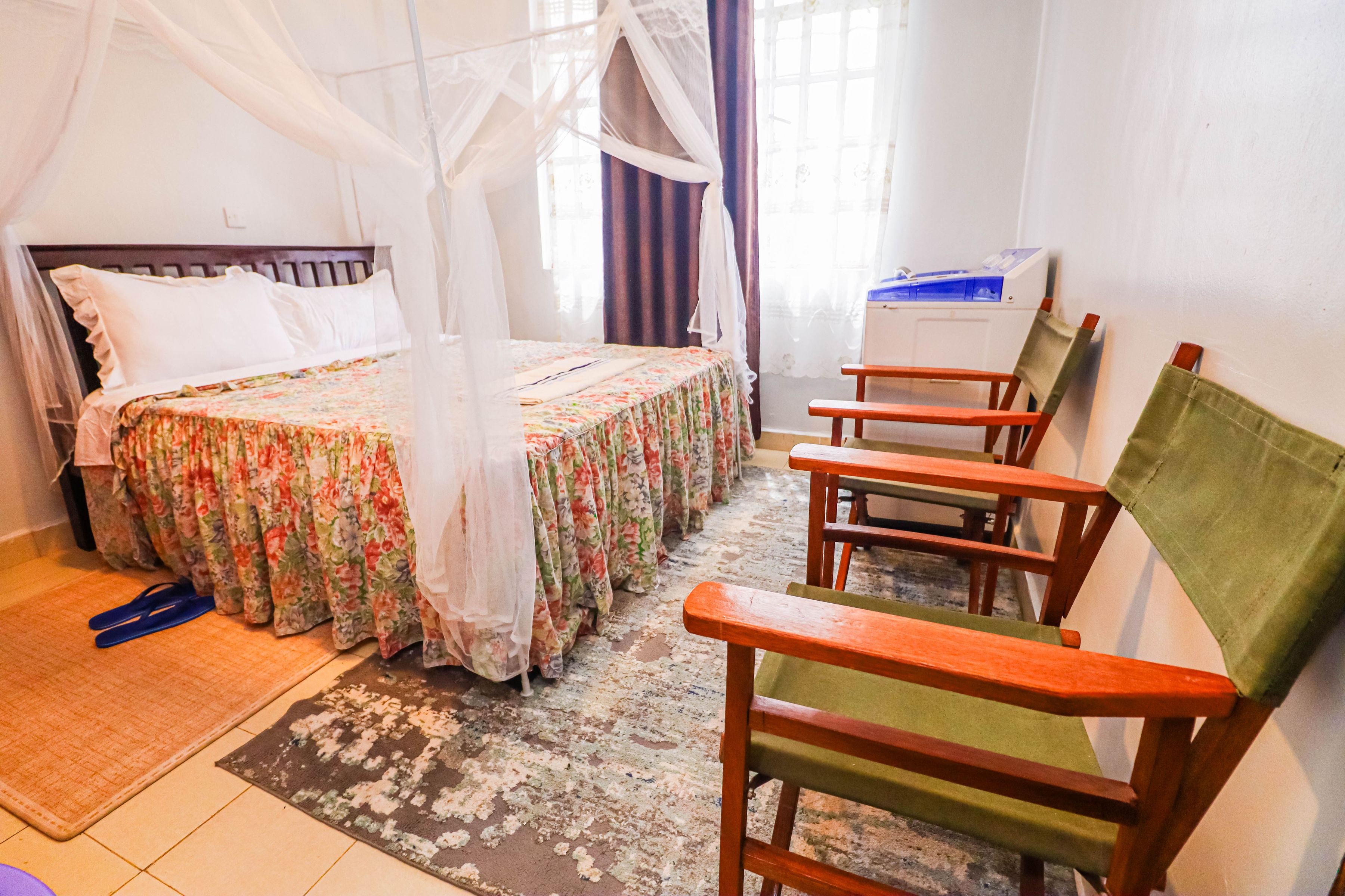 Floor 2 · Bedroom 2